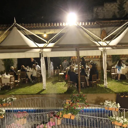 فندق مبيت وإفطار Montereale مونريالي