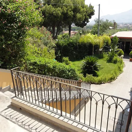 Montereale فندق مبيت وإفطار مونريالي